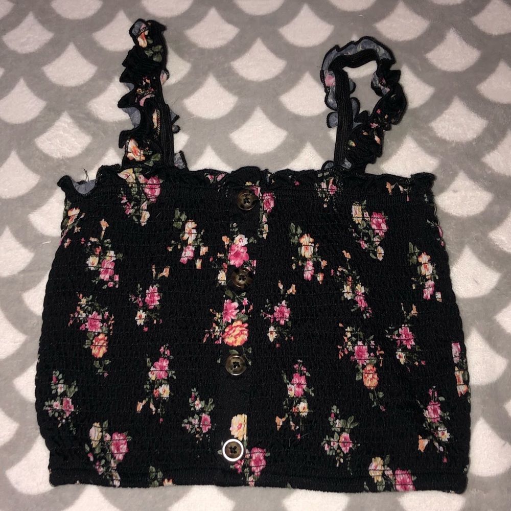 no boundaries scrunched floral crop top